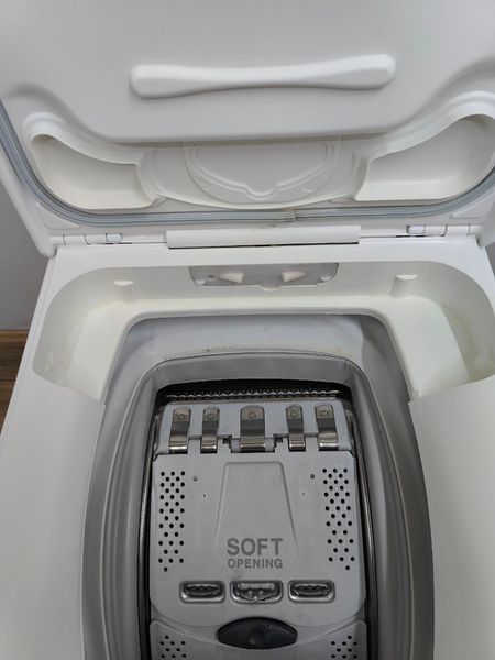 Стиральная машина вертикальная AEG L60260TL 2200W 6кг sn 13900577 000050117 фото