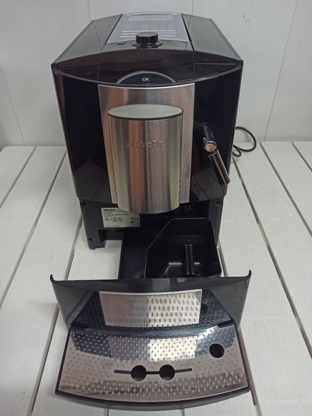 Кофемашина Miele CM 5100 000035047 фото