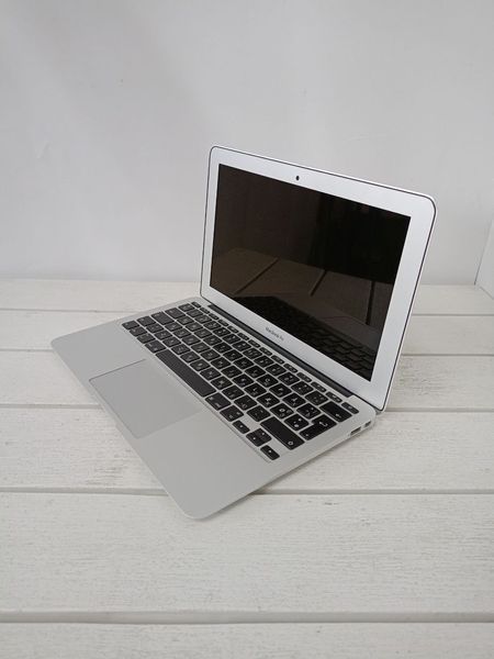 Ноутбук Apple MacBook Air 11 A1465 11.6 HD бат 3:30 години 000047968 фото