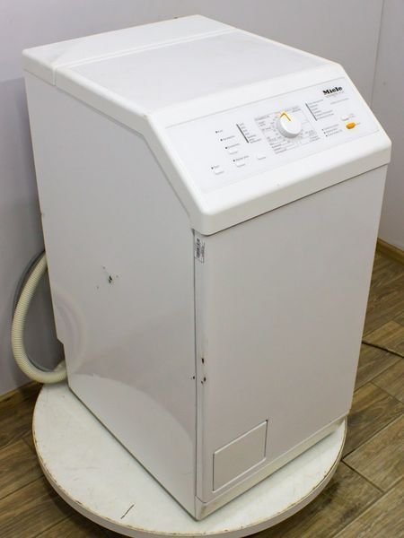 Стиральная машина вертикальная Miele 8411 000029146 фото