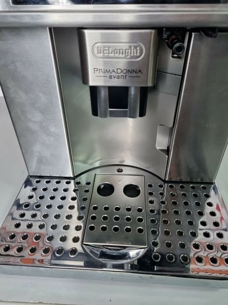 Кофемашина DeLonghi PrimaDonna ESAM6700 000039491 фото