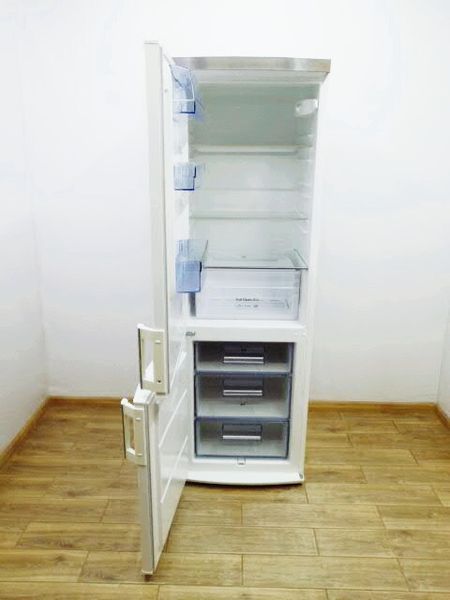 Холодильник двокамерний AEG S53600CSW0 245+92л sn 24240084 000035011 фото