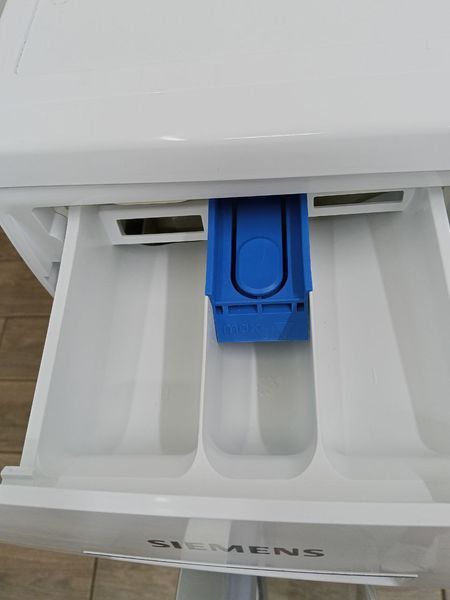 Стиральная машина Siemens WM12N2C7DN 2300W 7кг sn 600281 n 428 000049373 фото