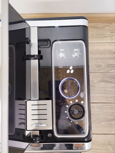 Кофемашина Saeco Exprelia HD8856 1400w sn TU901216063812 000047543 фото