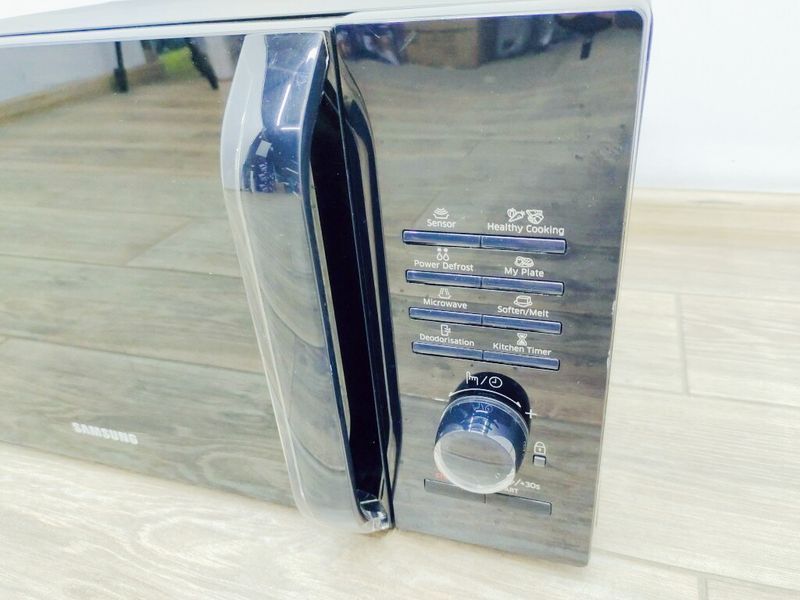 Мікрохвильова піч Samsung MS23H3125FK 1150w sn 07U27WDF300002T 000038715 фото