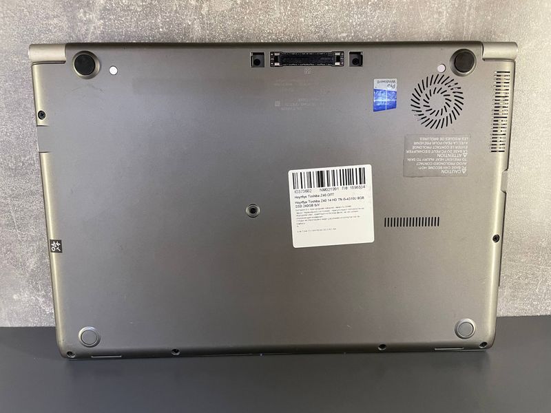 Ноутбук Toshiba Z40 14 HD бат 4:00 години 000049752 фото