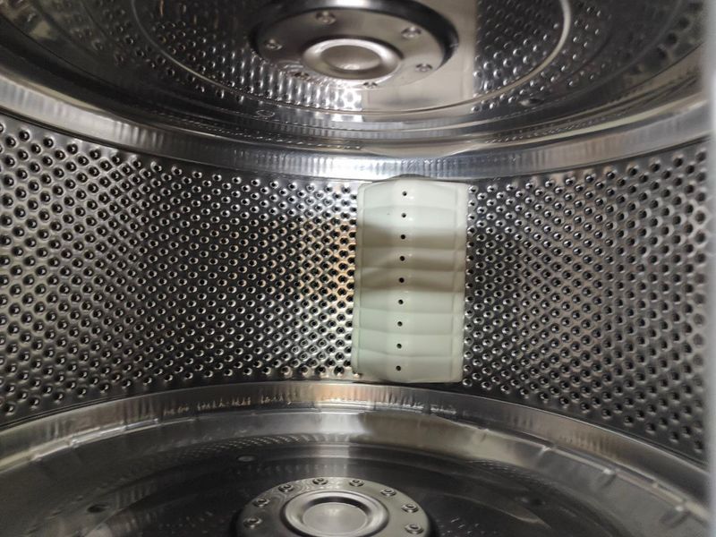 Стиральная машина вертикальная AEG L60260TL 2200W 6кг sn 13900577 000050117 фото