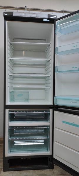 Холодильник Electrolux ERB3400X 160W 240+82л sn 33612247 n622 000052985 фото