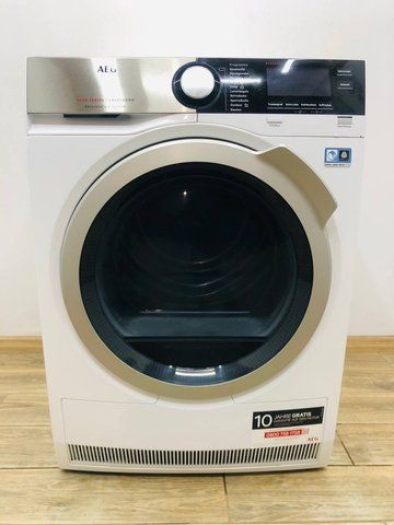 Сушильна машина AEG 8000 Series T8DE86685 700w 8 кг sn 81203013 000043625 фото