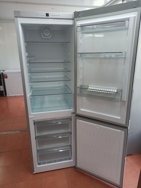 Холодильник двухкамерный Premium KFN 28133 D 000036958 фото