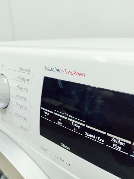 Стиральная машина Bosch Serie6 WVG30442 03 000039553 фото