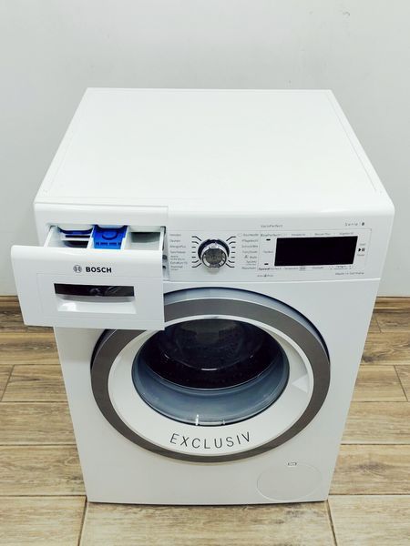 Стиральная машина Bosch Serie8 WAW32590 000045803 фото
