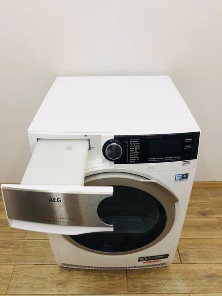 Сушильная машина AEG 8000 Series T8DE86685 000043625 фото