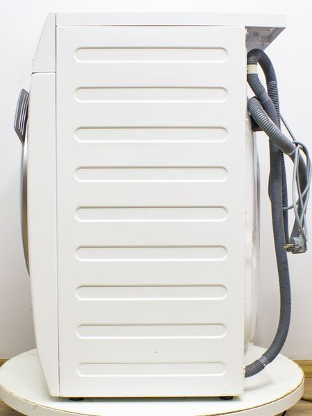 Стиральная машина AEG L6FBA48 000031755 фото