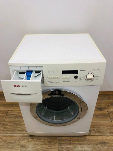 Стиральная машина Bosch Exclusiv WFR140A 03 000042282 фото
