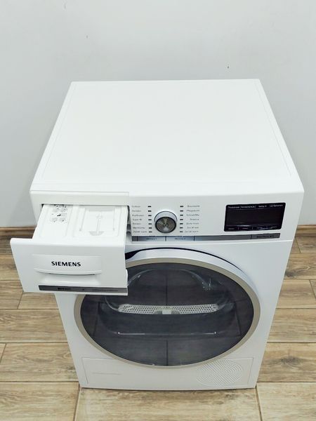 Сушильна машина Siemens IQ800 WT47Y701 09 1000w 8кг sn 9311 200882 000040780 фото