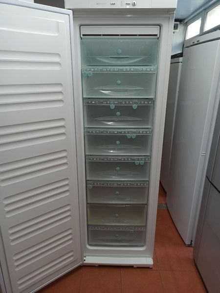 Морозильная камера Miele FN 4857 S 000036346 фото
