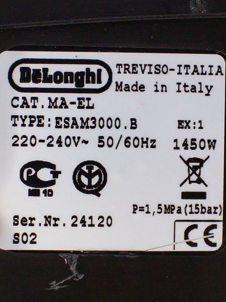 Кавомашина DeLonghi ESAM3000 B 1450w sn 24120 212097DQ12101110061 000028994 фото
