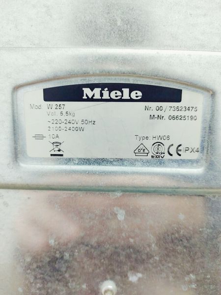 Стиральная машина вертикальная Miele W 257 000037153 фото