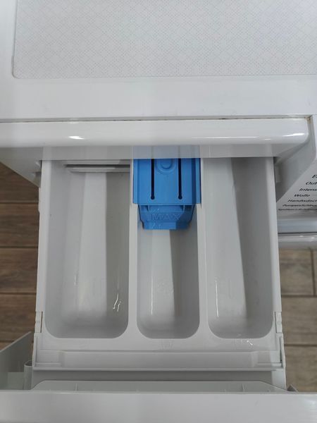Стиральная машина Samsung WF71F5E5P4W 2400W 7кг sn A0G75ESG800137A 000050356 фото