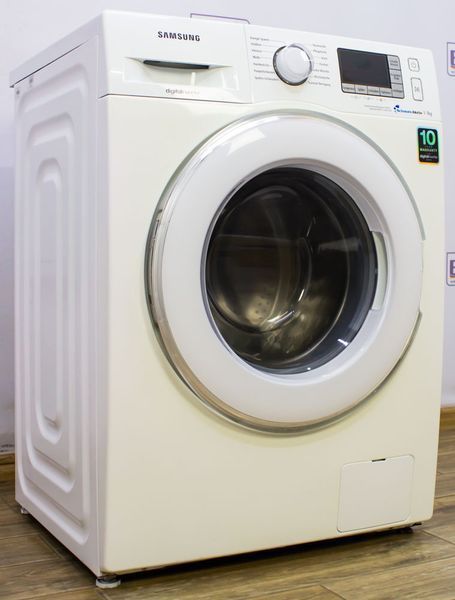 Стиральная машина Samsung WF70F5E5P4WEG 000015277 фото