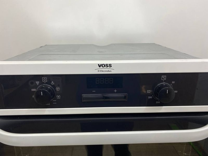 Духовой шкаф Electrolux Voss IEL7101 HV 3500W sn 63076568 000048269 фото