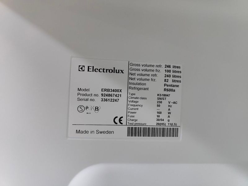 Холодильник Electrolux ERB3400X 160W 240+82л sn 33612247 n622 000052985 фото