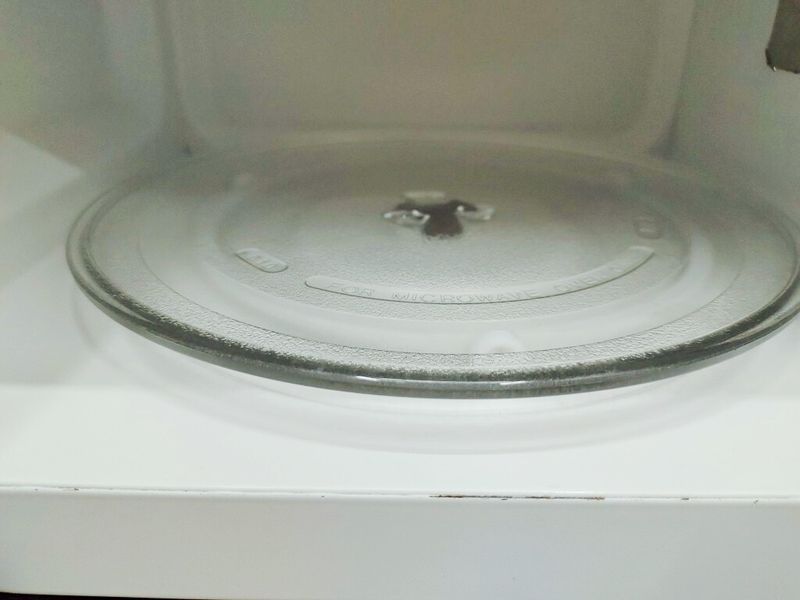 Мікрохвильова піч DeLonghi MW314 1200w sn 12809000036 000041844 фото