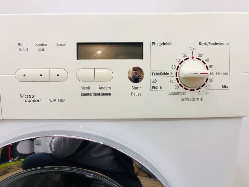 Стиральная машина Bosch Exclusiv WFR140A 03 000042282 фото