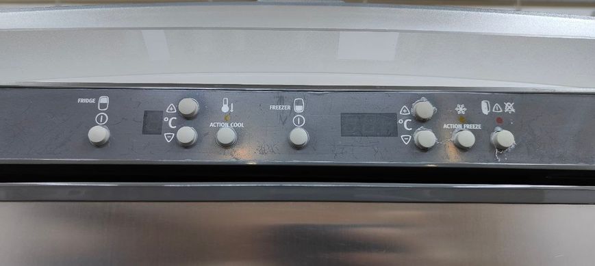 Холодильник Electrolux ERB3400X 160W 240+82л sn 33612247 n622 000052985 фото