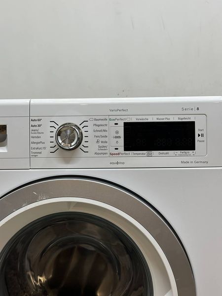 Пральна машина Bosch Serie8 WAW28690 2300W 9кг sn 200313 000053178 фото