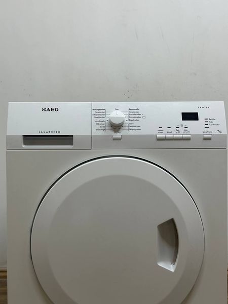 Сушильна машина AEG T65370AH3 950W 7кг sn 60723680 000053535 фото