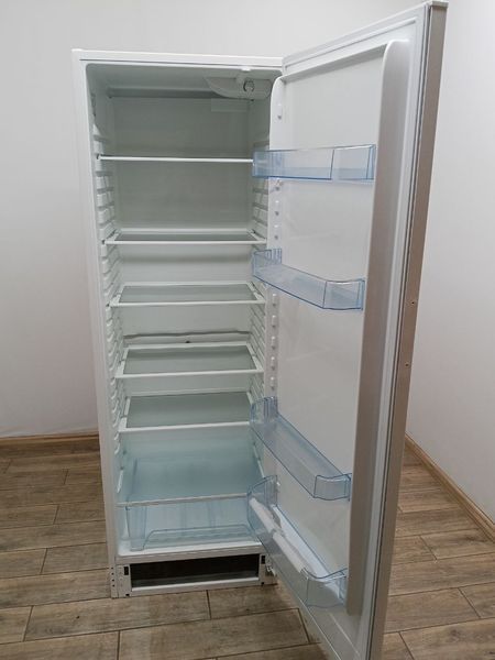 Холодильник однокамерний Electrolux ERC37255W 80W 358л sn 04830029 n544 000051089 фото