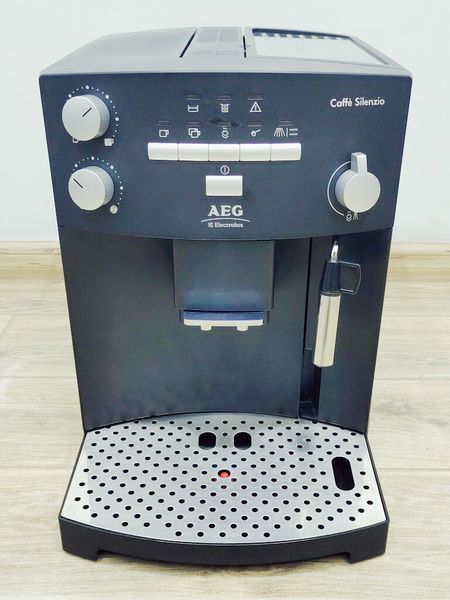 Кофемашина AEG Caffe Silenzio CS 5000 000029035 фото