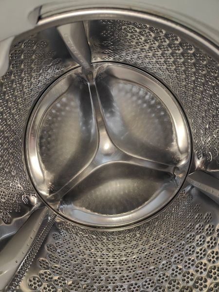 Стиральная машина с сушкой AEG wash&dry 2200W 9кг sn 41700227 000051129 фото
