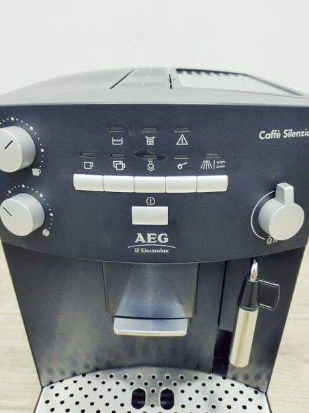 Кофемашина AEG Caffe Silenzio CS 5000 000029035 фото