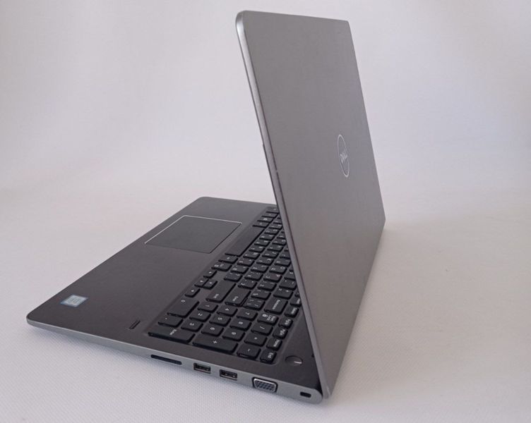 Ноутбук Dell Vostro 5568 000038653 фото