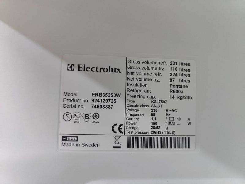 Холодильник Electrolux ERB35253W 150W 224+87л sn 74608387 n652 000053321 фото