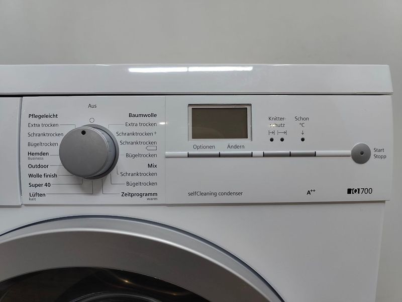 Сушильная машина Siemens iQ700 WT46W564 800W 7кг sn 9412204877 000051753 фото