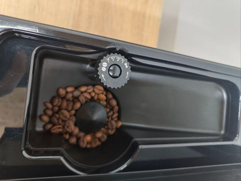 Кавомашина DeLonghi ESAM3000 1450W sn 54723 000049615 фото