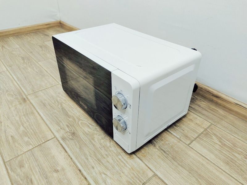Микроволновая печь Gorenje MO20E1W 000036515 фото