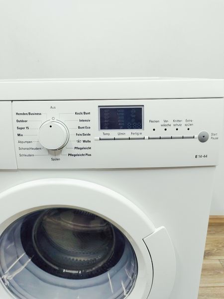 Стиральная машина Siemens WM14E440 05 000036156 фото