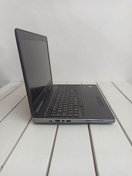 Ноутбук Dell Precision 7510 15.6 FHD бат 6:00 годин 000049735 фото