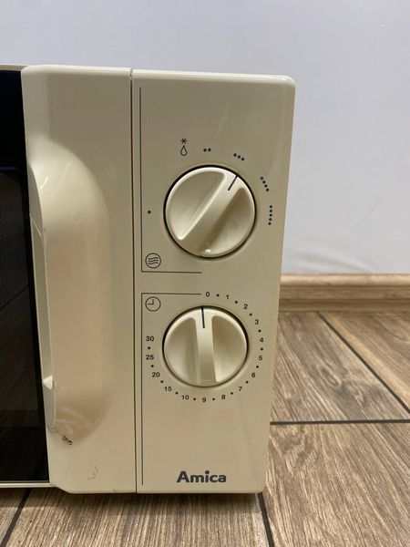 Мікрохвильова піч Amica MW 13146 W 700W sn 10801010401071 000047226 фото