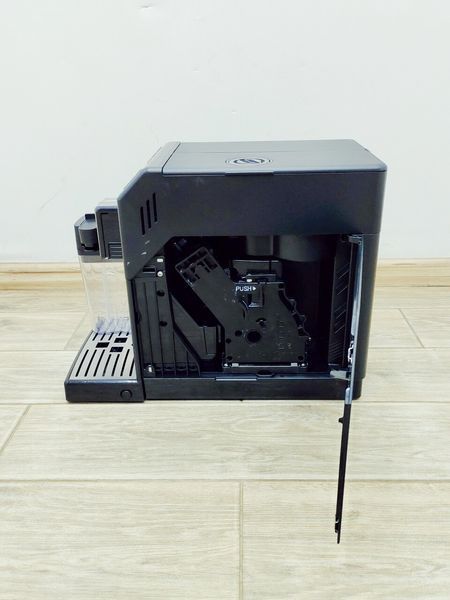 Кавомашина Saeco Minuto HD8763 1850w sn TW901504050763 000043052 фото
