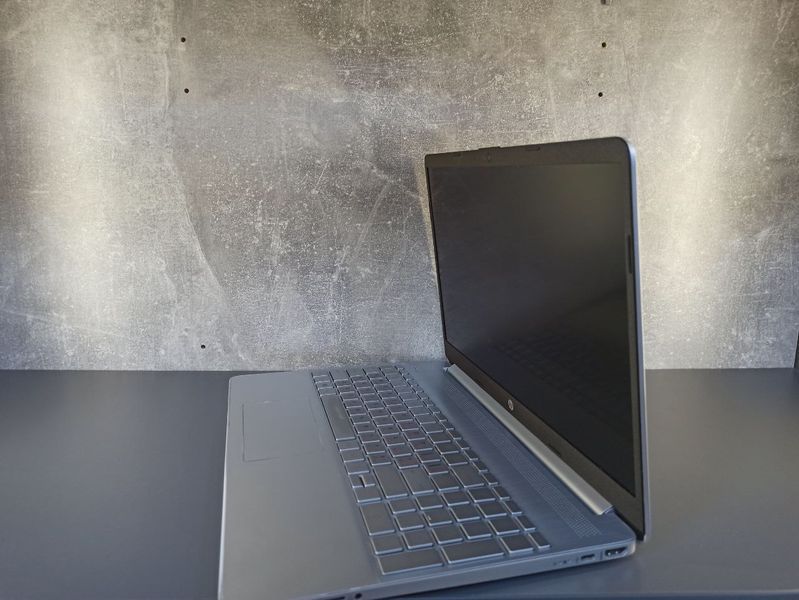 Ноутбук HP Laptop 15s-fq2031ua 15.6 FHD бат 5:00 годин 000051005 фото