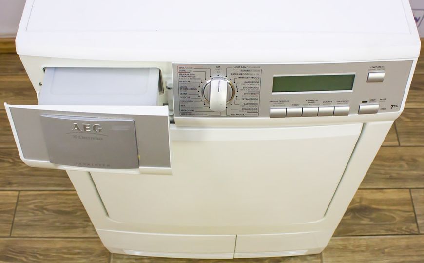 Сушильний автомат AEG T59840 1350W 7 кг sn 01752957 000016995 фото