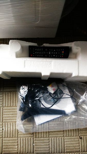 Телевизор 49 LG 49UH610V 000031501 фото