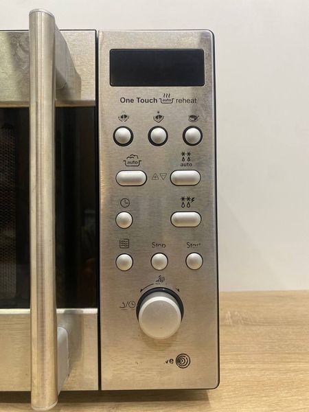 Мікрохвильова піч LG MS 1986AL 1200W sn 705TAKK00749 000048487 фото