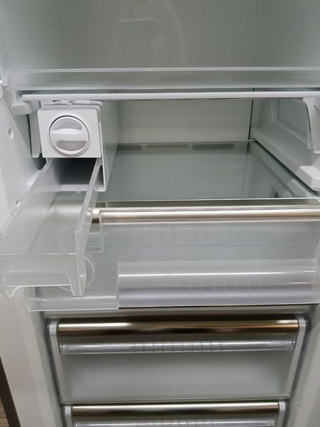 Морозильна камера Siemens GS32NX77 250W 244л sn 00063 n531 000051088 фото
